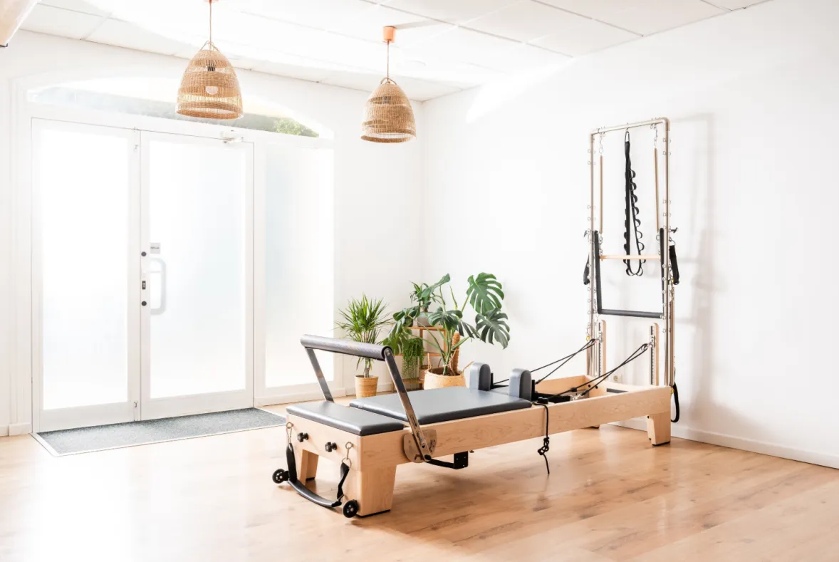 Premium Pilates Reformer Session - Banner 1